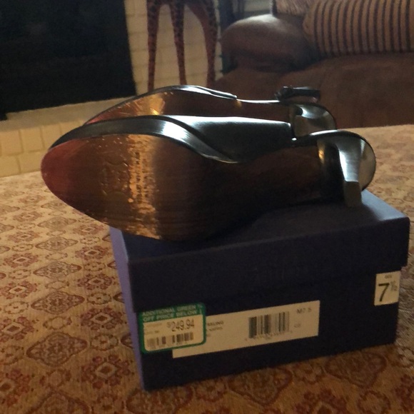 Stuart Weitzman Leather Shoes - Picture 4 of 4